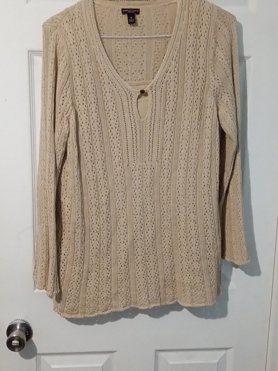 Dana Buchman Sweaters - Dana Buchman Beige Eyelet V-Neck Knit Sweater